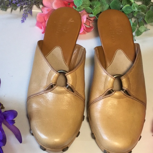 Cole Haan Slide On Heels, Camel - Picture 2 of 7